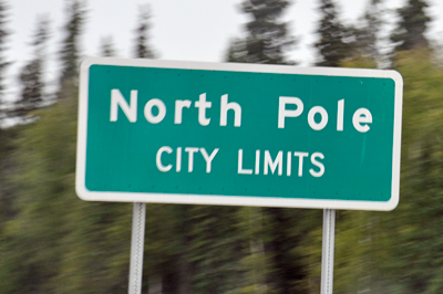 sign-North Pole city limits